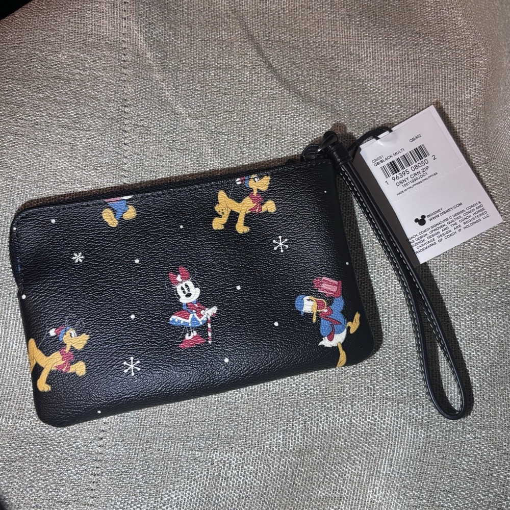 Coach X Disney Small Zip Wallet Wristlet With Holiday Print NWT - Picture 2 of 3